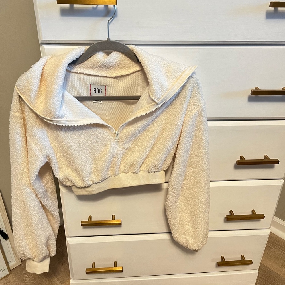 BDG cropped quarter zip
